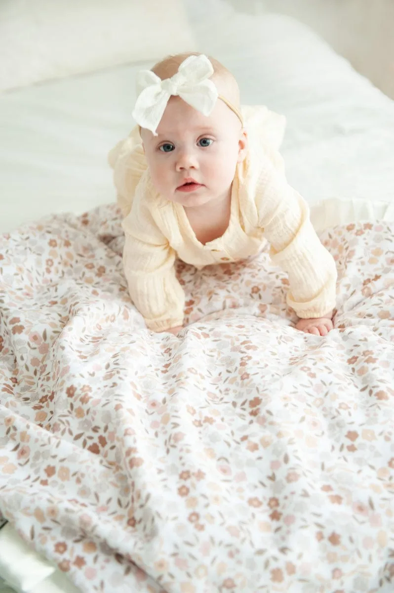 Dainty Floral Blanket