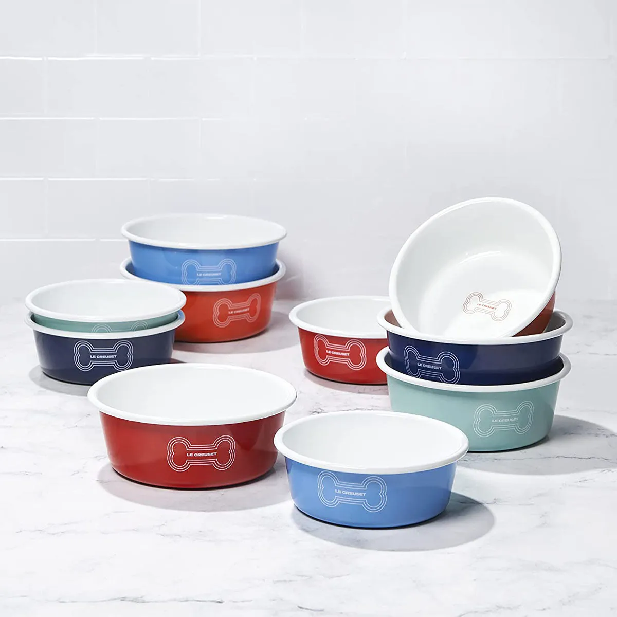 Le Creuset 6 cup Large Dog Bowl - Dark Blue