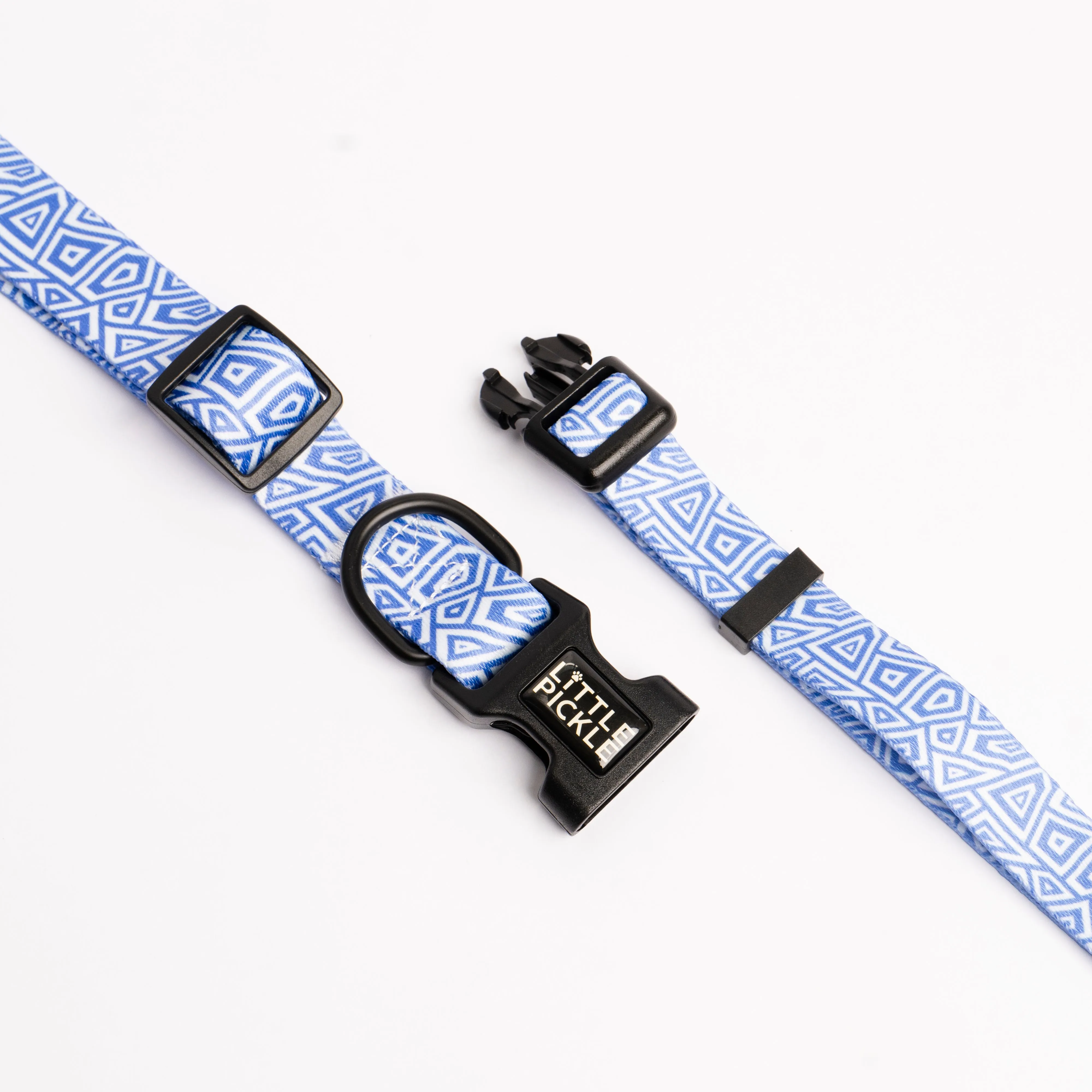 Soft Collar in Tropical Island Design